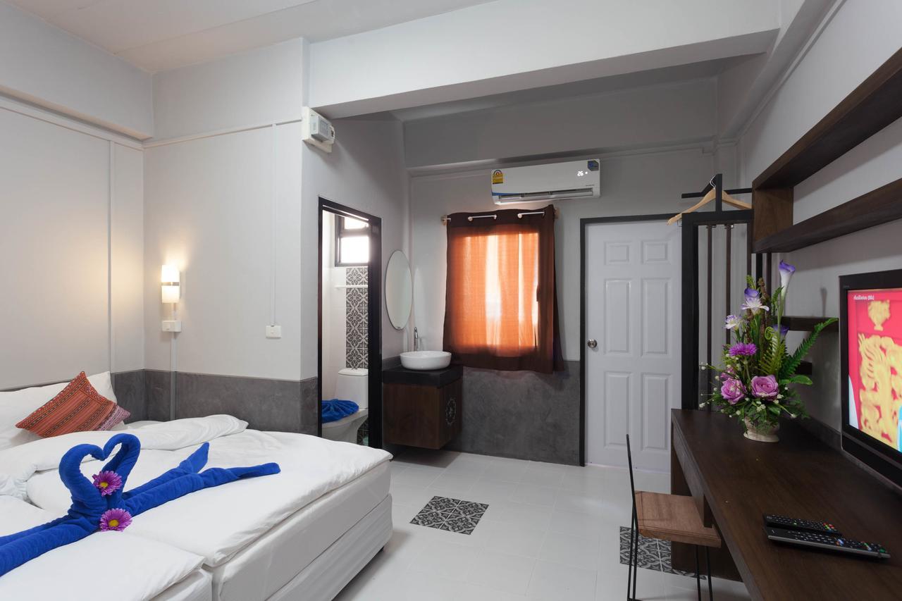 Feelgood@Journey Hostel Phuket Exterior foto
